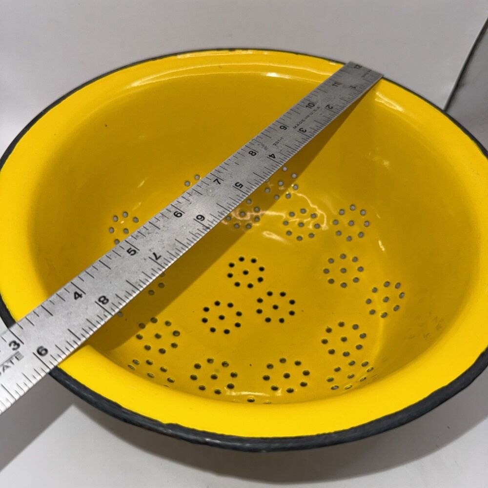 VTG Knobler Poland Yellow Footed Enamelware Black Rim Strainer Colander 9” - Picture 4 of 5